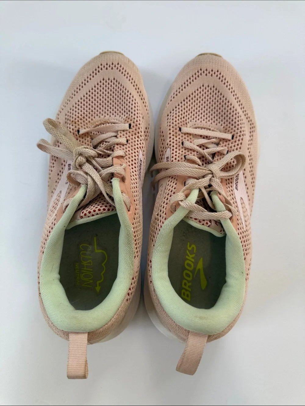Brooks Revel Women's Blush Pink with Mint Liner Athletic Sneakers